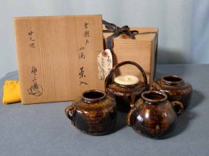 赤津焼古瀬戸の茶入れ